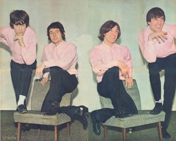 The Kinks pisando